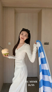 长袖 百搭休闲显瘦打底衫 T恤女上衣B1520 V领极简时尚 HU早春新款