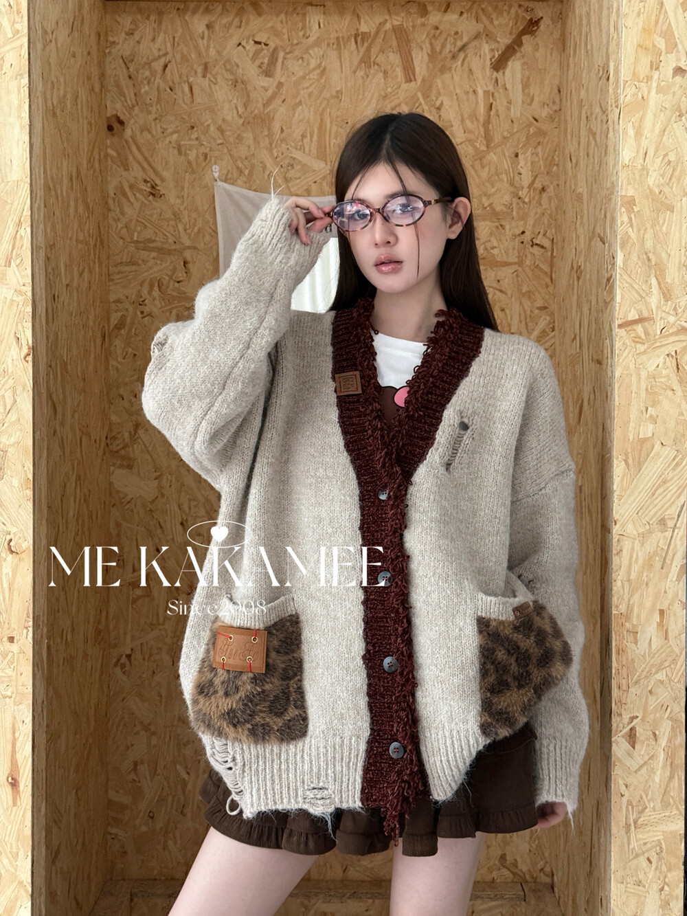 ME KAKAMEE冬新品美式复古豹纹拼接撞色V领毛边大版开衫毛衣A2886