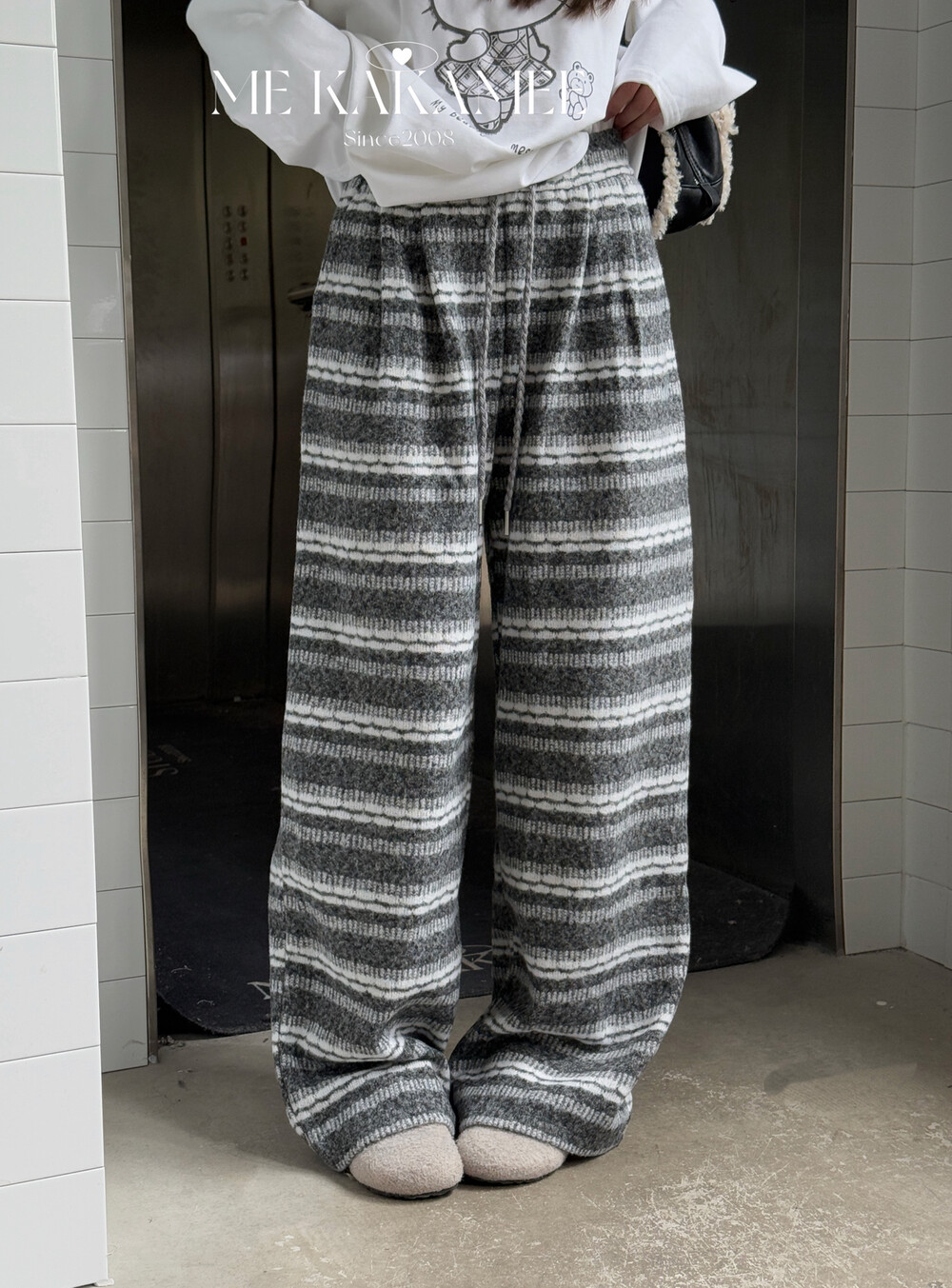 ME KAKAMEE冬新品韩系慵懒条纹加厚毛感宽松垂感休闲裤卫裤A3053