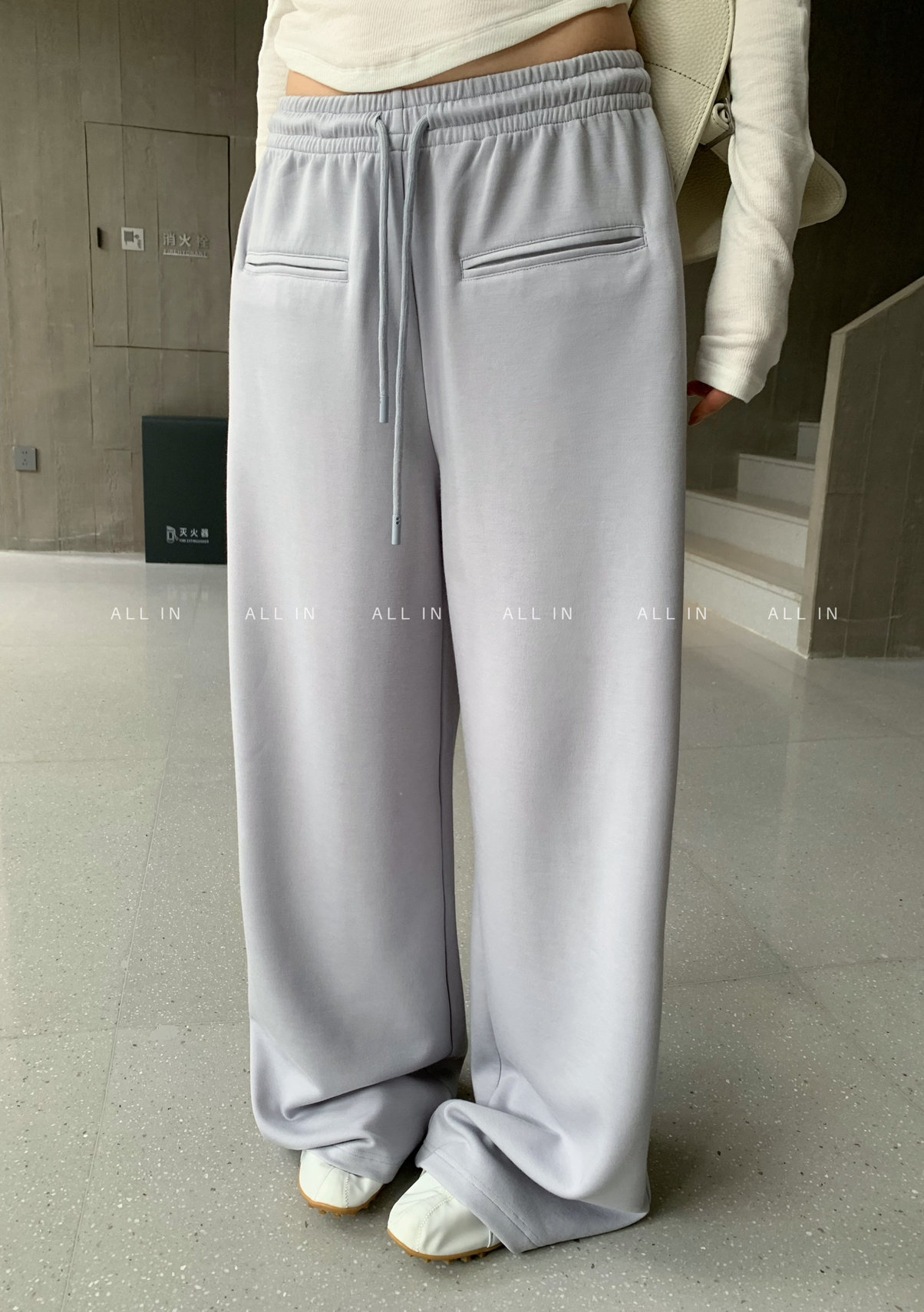 ALL IN秋新款韩系慵懒极简高品质抽绳设计显瘦卫裤休闲裤卫裤5244