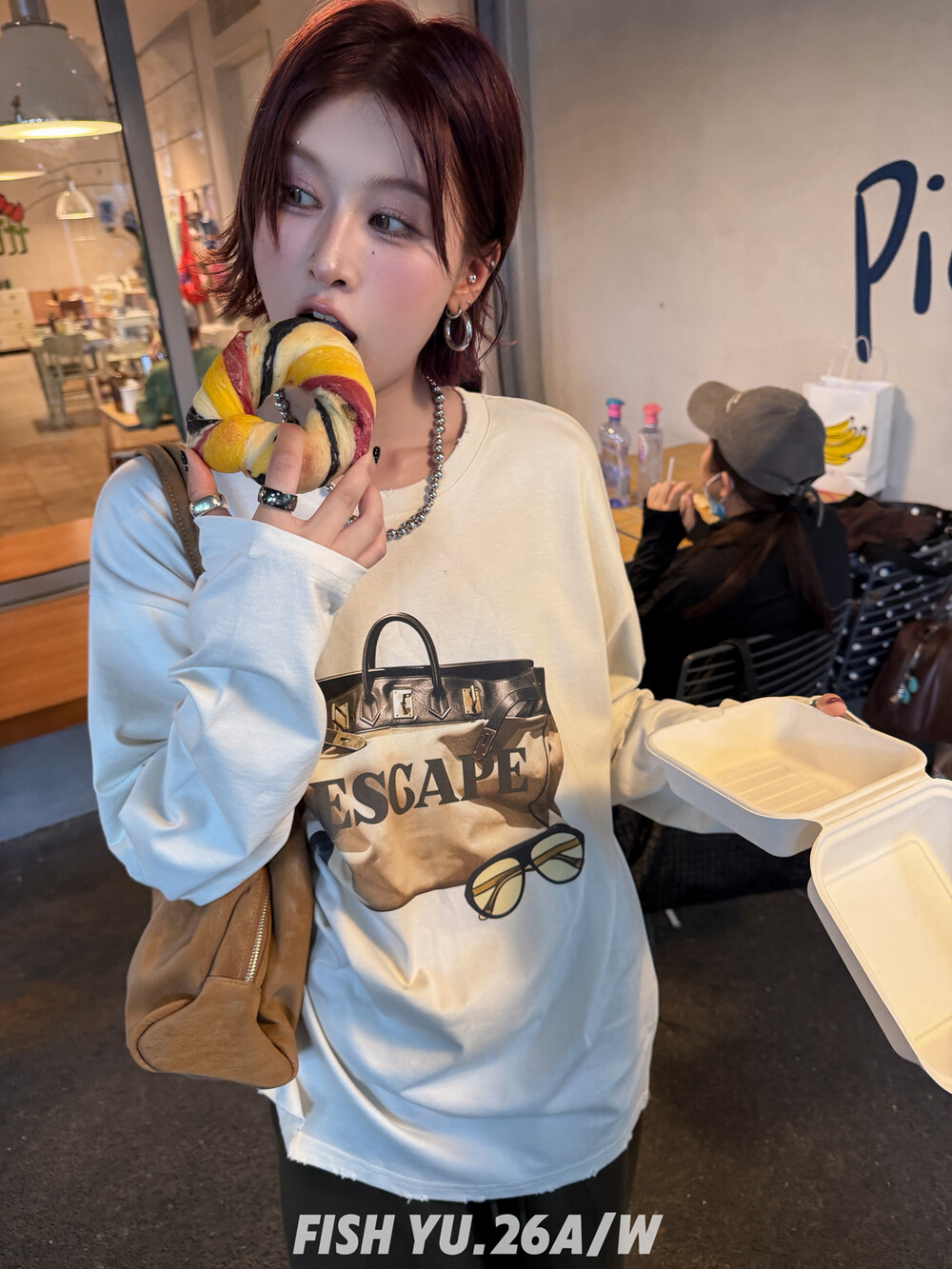 FISH YU秋新款美式复古大包包白墨印花宽松大版假两件长袖T恤中长