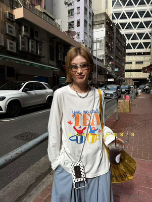 More有熊2026春新款街头风卡通人物印花宽松版型长袖T恤女8757