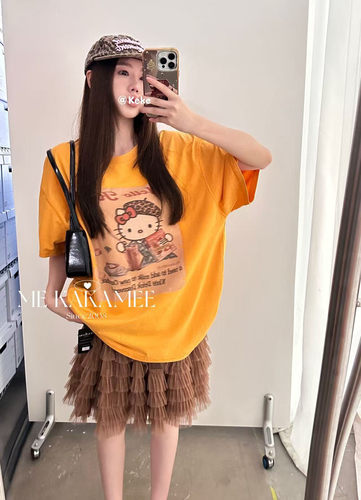 ME KAKAMEE夏新品洗水喷画咖啡KT猫大版T恤休闲上衣短袖T恤9372