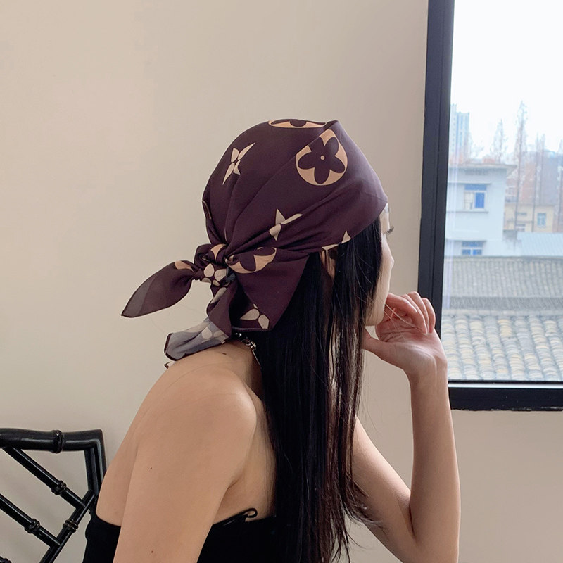 古着vintage小方巾丝巾女户外法式防晒头巾男夏包头时尚薄款围巾