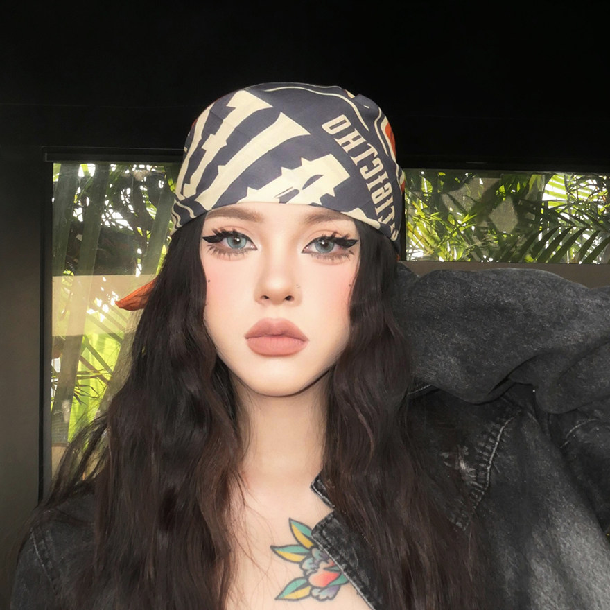 橙色头巾米色百搭薄小方巾男士2026新款美式复古丝巾抹胸腰带女士