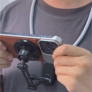 挂在脖子上的手机支架手机磁吸挂脖式支架旅行钓鱼骑行第一人称视