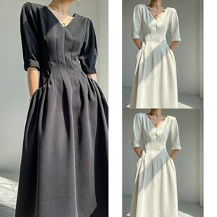 穿上身气质立显 小黑裙秋冬纯麻连衣裙中长款裙子收腰显瘦长裙女