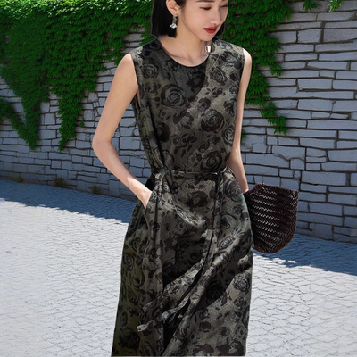 美到心坎！真丝花萝提花缎连衣裙