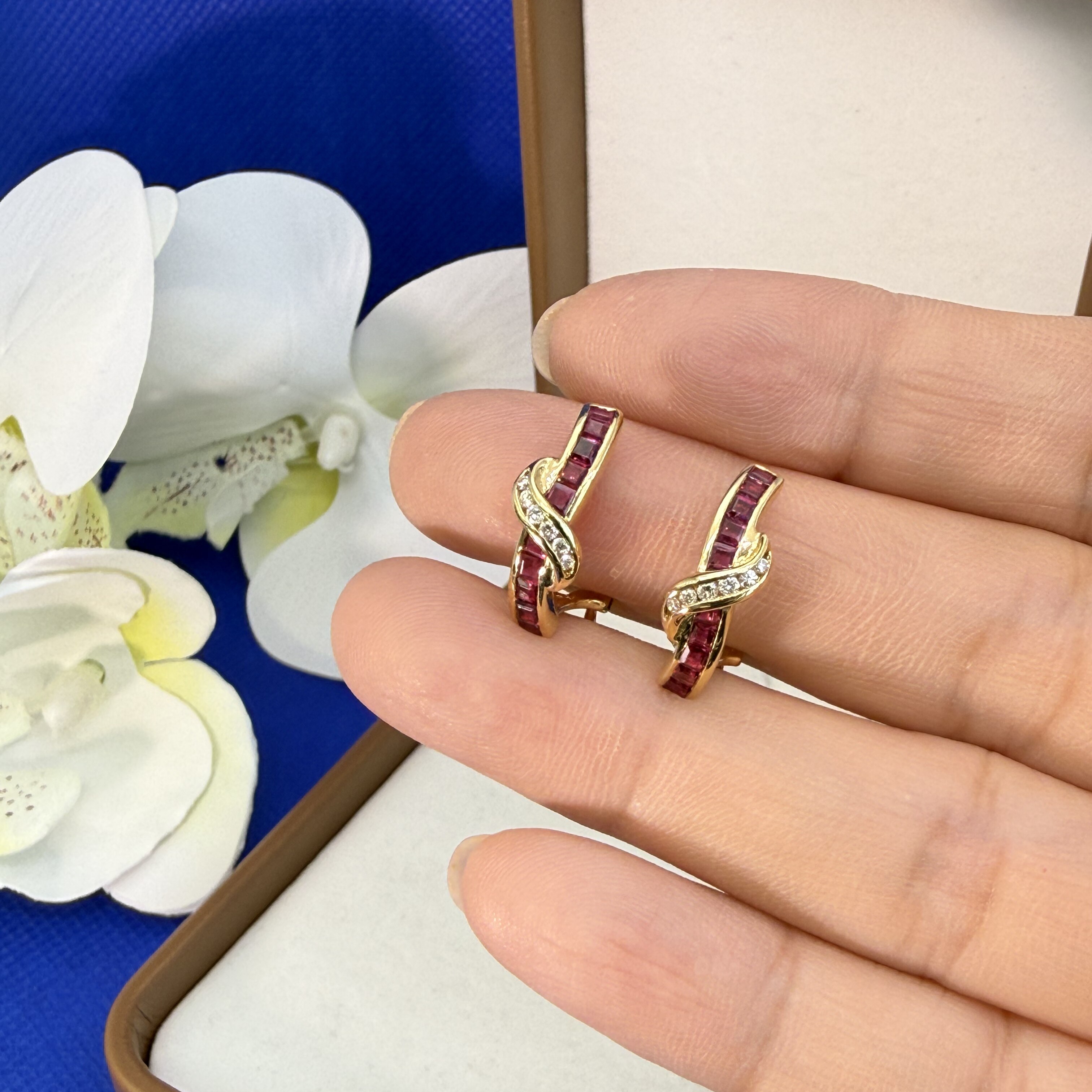 悦甄【直播间专享直降】烟火 18k 金红宝钻石耳夹