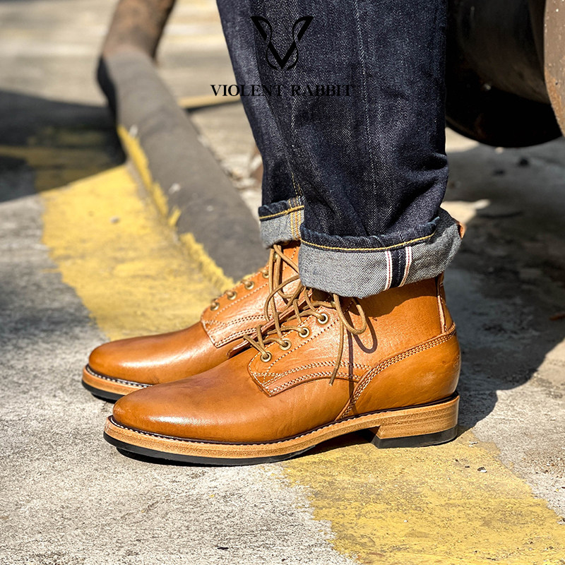 “皮袜子”马腰皮斩棘扁头工装靴