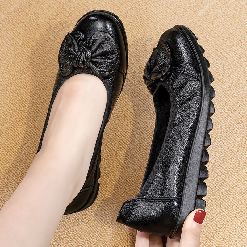 软皮妈妈鞋女春秋皮鞋单鞋女舒适