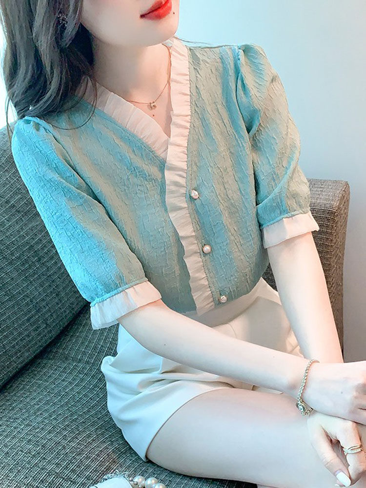 바쿠센 기질과 외국 스타일 2022 여름 신작 브이넥 반팔 쉬폰 셔츠 여성 디자인 틈새 짧은 탑