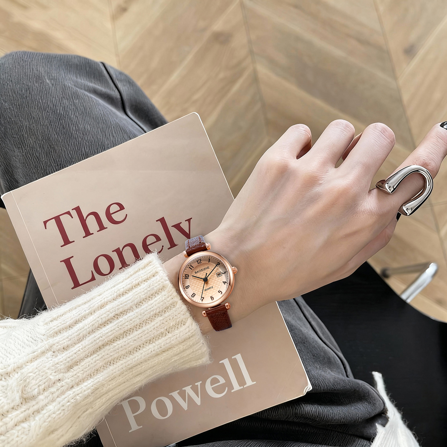 精致复古女生手表女款考试可戴