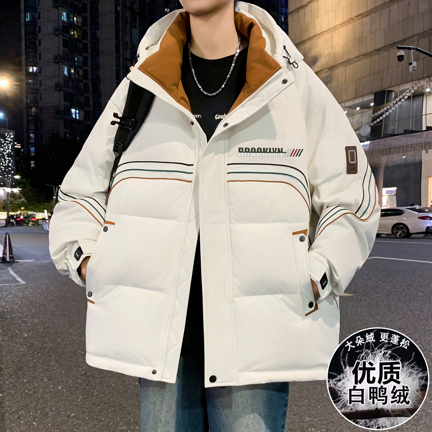 男孩冬季宽松防寒外套大童羽绒服