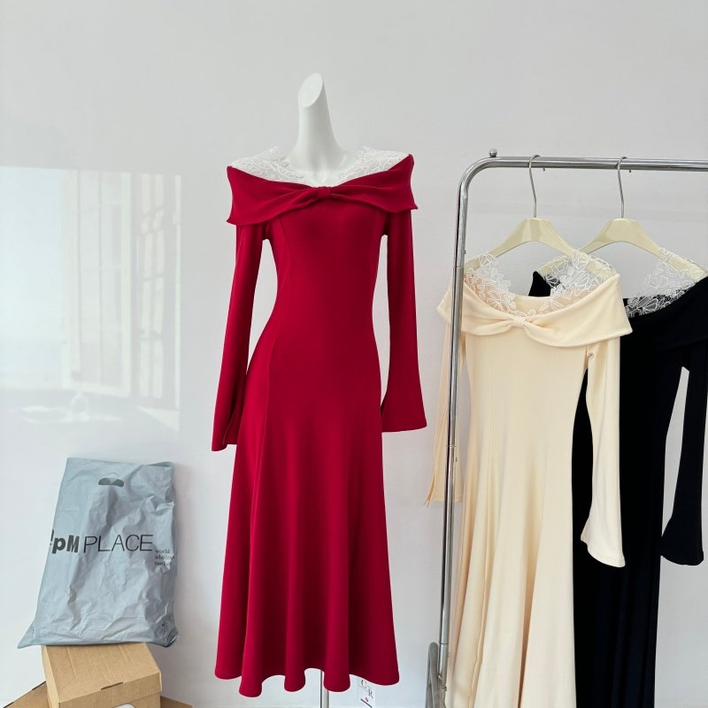 凌茜恣禾红色新年战袍法式针织连衣裙秋冬蕾丝一字肩生日千金长裙