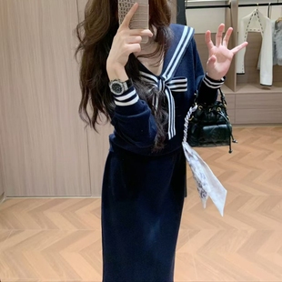 Leathercat巨好看 一整套学院风减龄针织半裙两件套 冬装