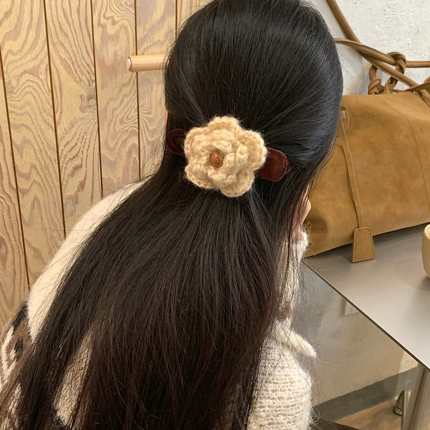 秋冬氛围感花朵抓夹植绒后脑勺盘发夹懒人一字夹发抓高级感发饰品