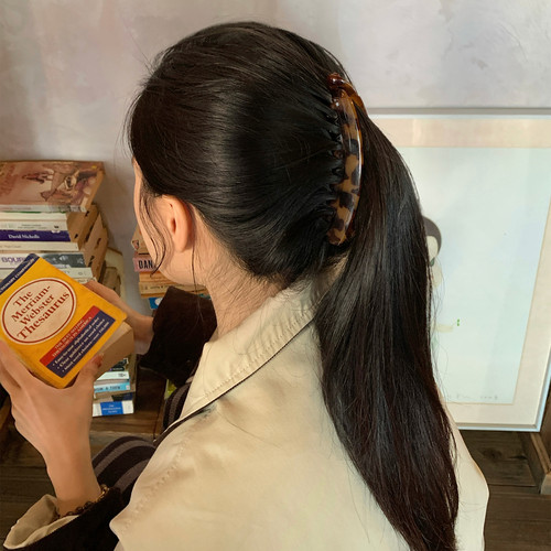 基础百搭豹纹香蕉夹女高马尾竖夹发抓高级感后脑勺发卡通勤发饰品