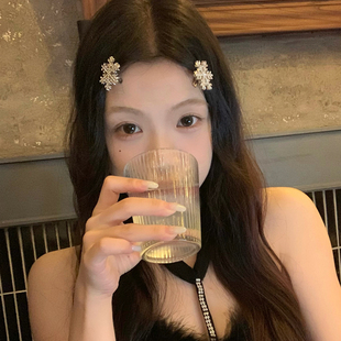 冬季恋歌!超闪水钻雪花发夹鸭嘴夹少女氛围感拍照发卡碎发刘海夹