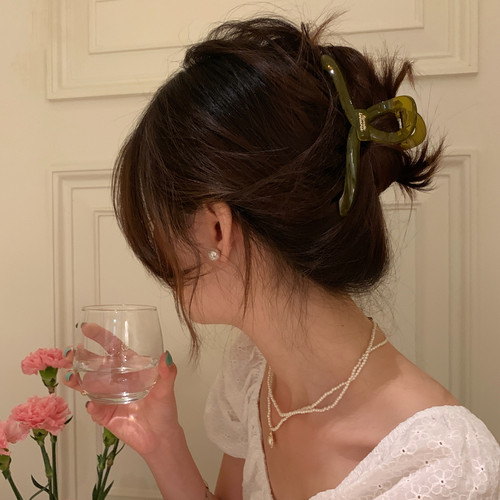 法式慵懒氛围简约百搭抓夹