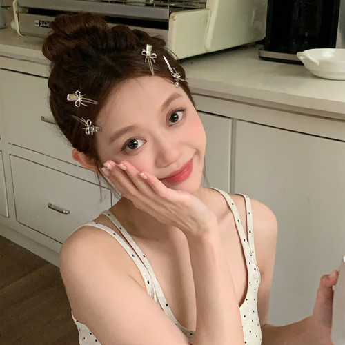 银色蝴蝶结化妆夹基础百搭边夹前额碎发刘海夹无痕发卡少女心发饰