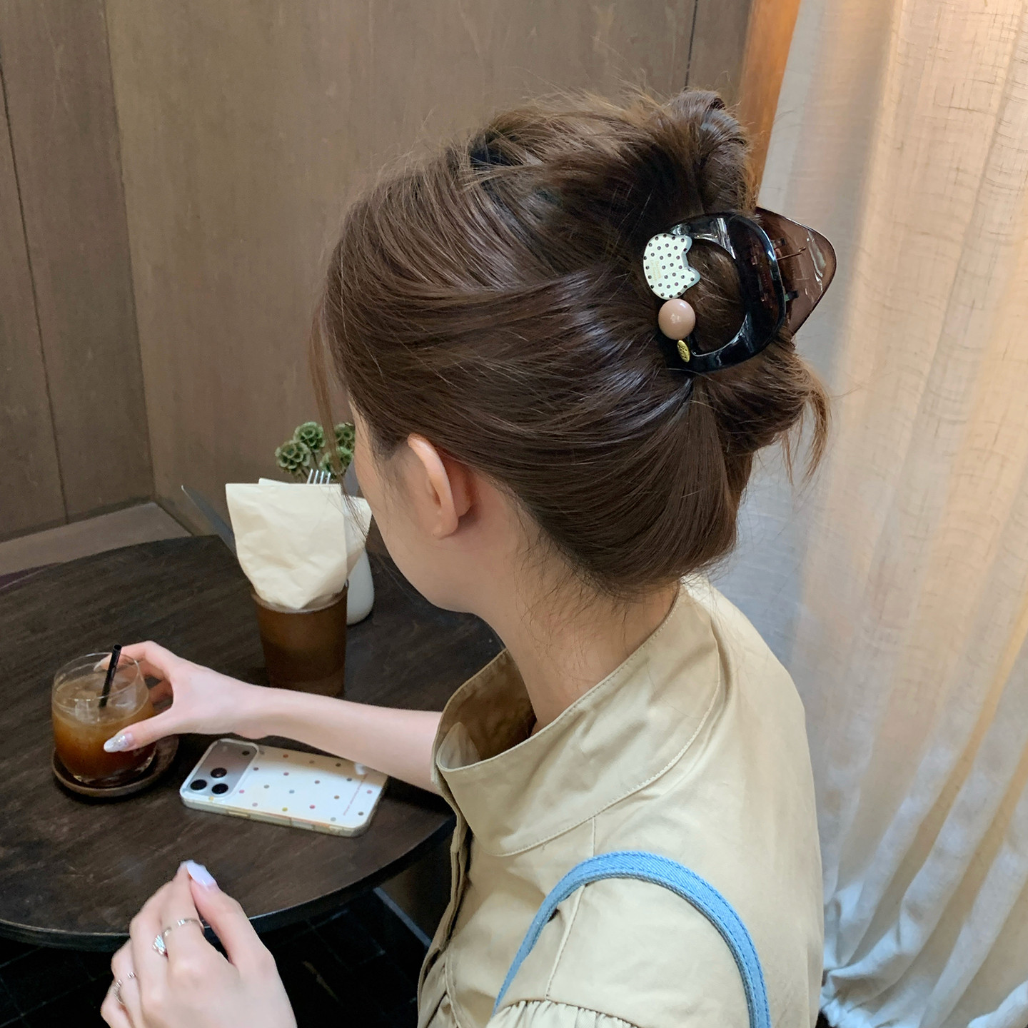 可爱波点猫咪抓夹小众设计感猫耳朵发抓鲨鱼夹后脑勺盘发夹子发饰图片