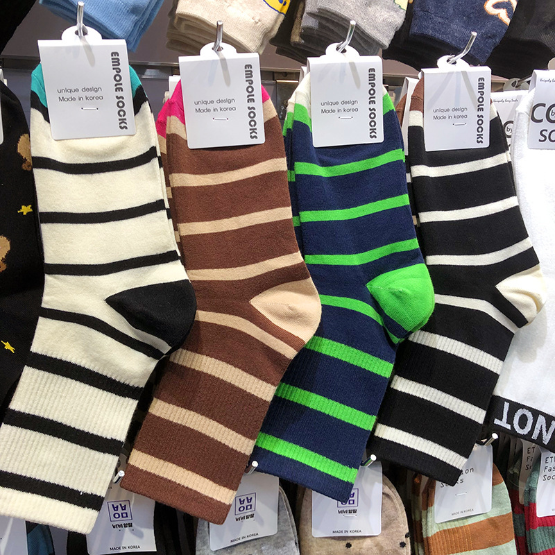 韩国进口EMPOLE女士条纹棉袜东大门秋冬新款学院风运动中筒袜6087