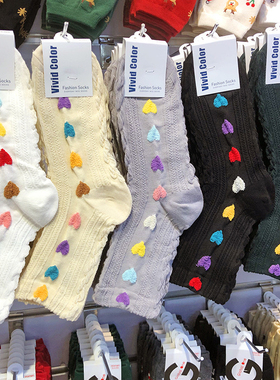 韩国袜子vivid color浮雕植绒小桃心女生棉袜学院风中筒长袜5131