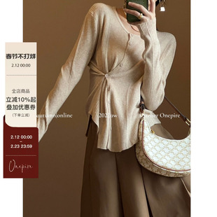 Atelier Onepire|paperthing|纸片人显瘦斜扣百搭针织上衣