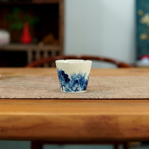景墨春风手绘青花牡丹咖啡杯