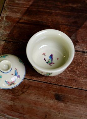 【景墨春风】-手工手绘斗彩彩蝶盖碗-120毫升-D002