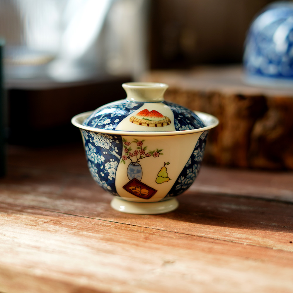 景德镇手工手绘青花二号釉斗彩开窗盖碗---120毫升