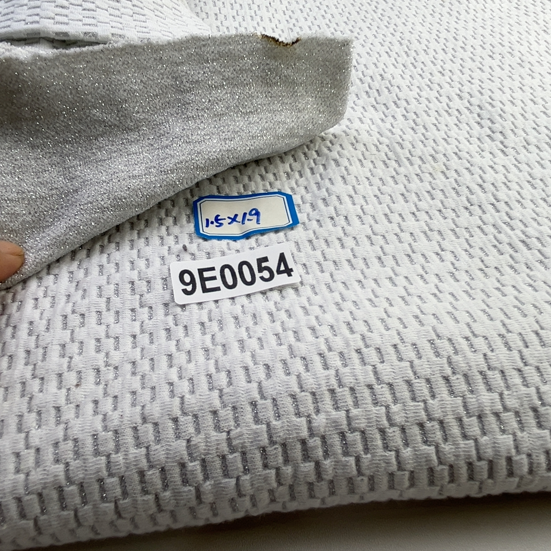 1.49斤30元包邮9E0054浮雕色织针织面料有弹力做打底1.5×1.9米