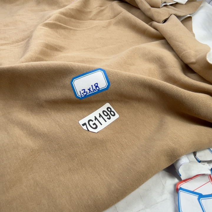 1.44斤30元包邮7G1198棉盖丝卫衣布针织复合涤纶针织1.3×1.8米