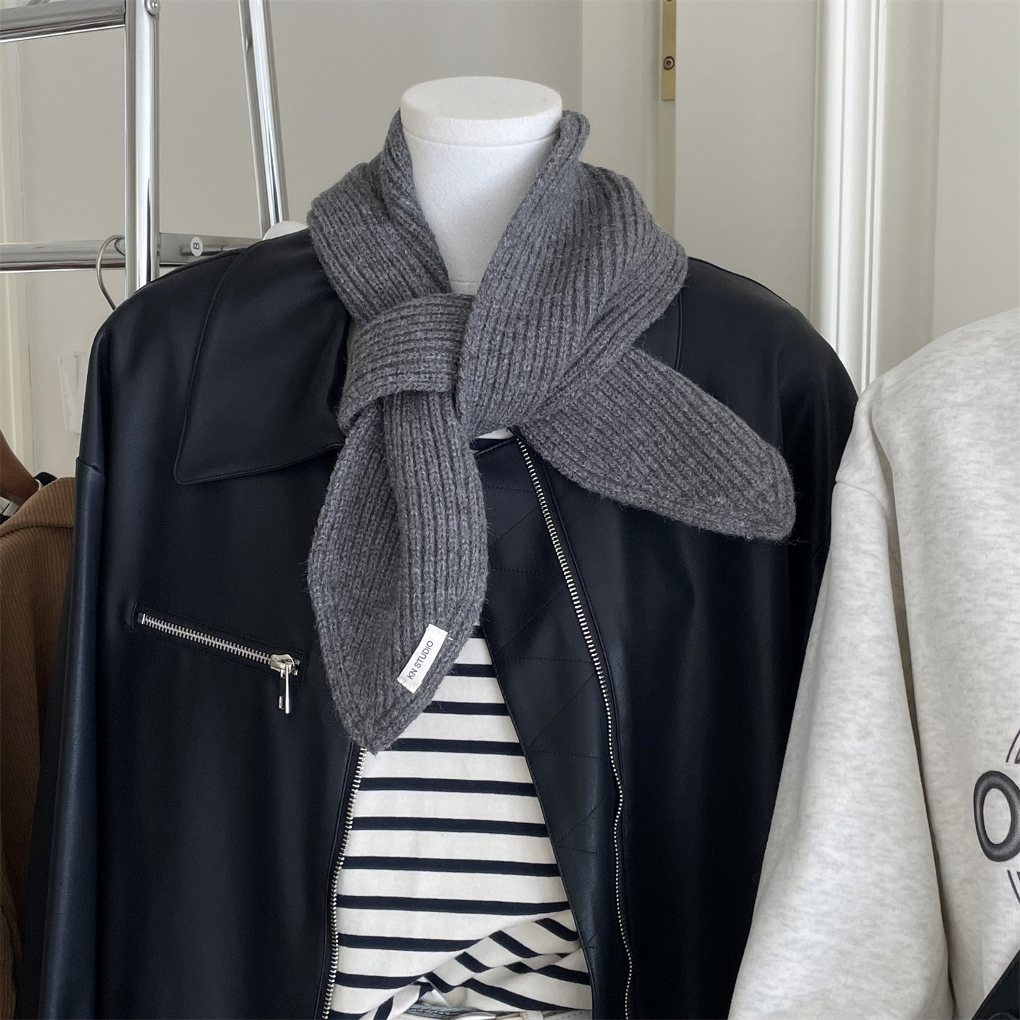 韩系穿搭配饰短款小围脖围巾保暖