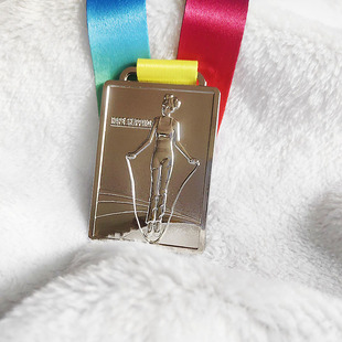 四方跳绳奖牌金属运动比赛奖章金银铜奖牌高档彩色热转印挂带定制