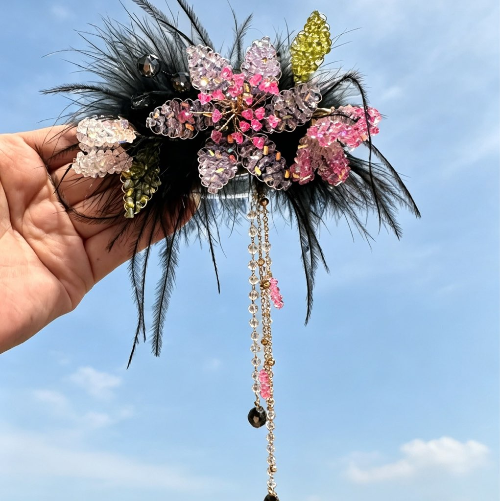 西家水晶精美花瓣鸵鸟毛懒人夹，盘发夹，配流苏水晶款
