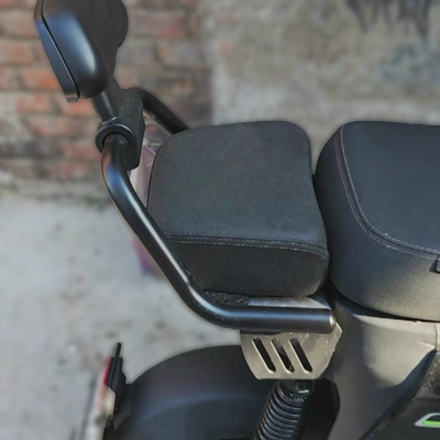 Nz/MZ/F2z110电动车改装短尾支架加厚坐垫扶手支架九号