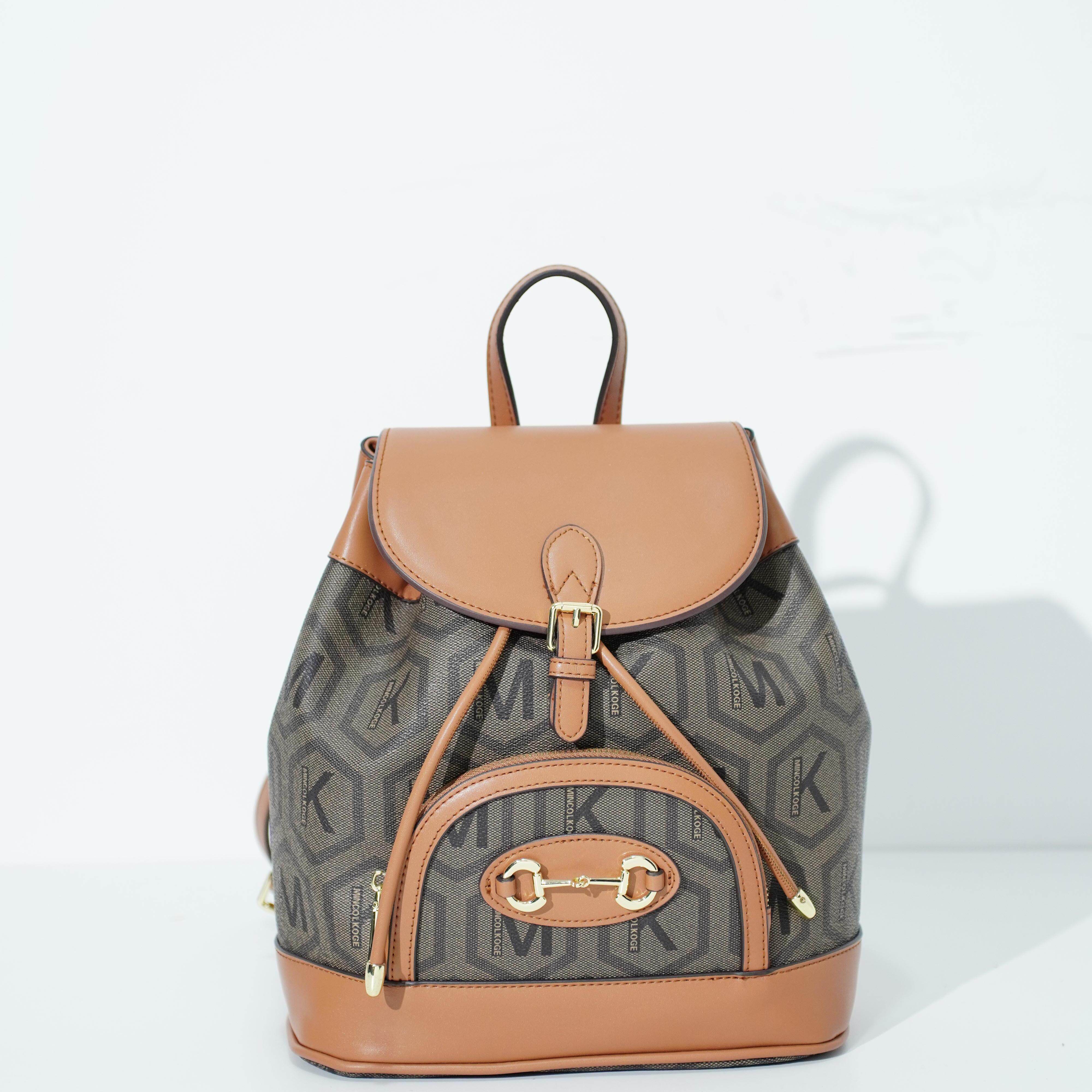 （品牌特卖）正品女包休闲时尚双肩包手提包W083