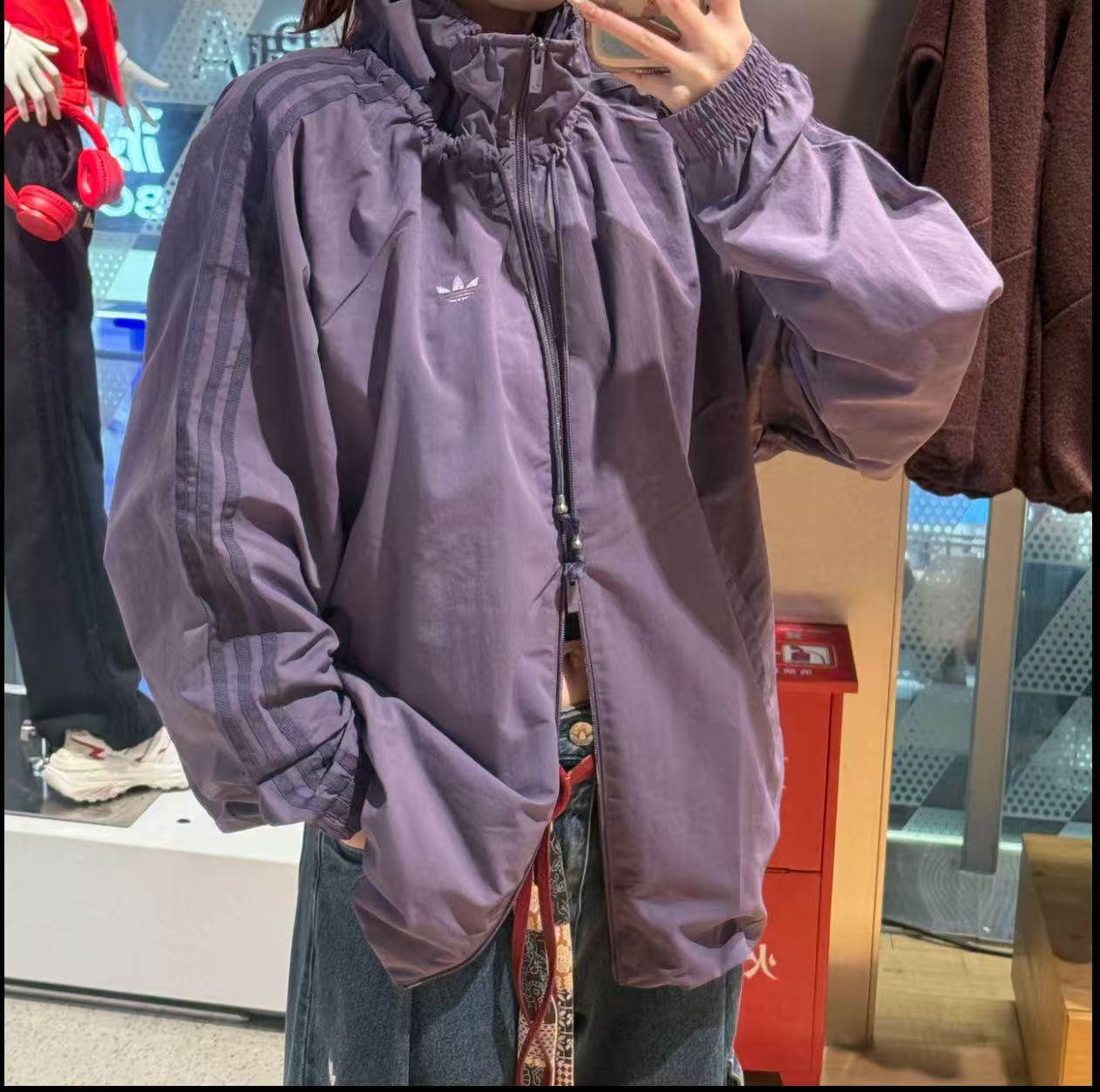 阿迪达斯三叶草女子春季新款三条杠刺绣标潮流百搭外套夹克KR2626,运动服/休闲服装,运动茄克/外套,淘宝优惠券,粉丝福利购,淘宝优惠卷