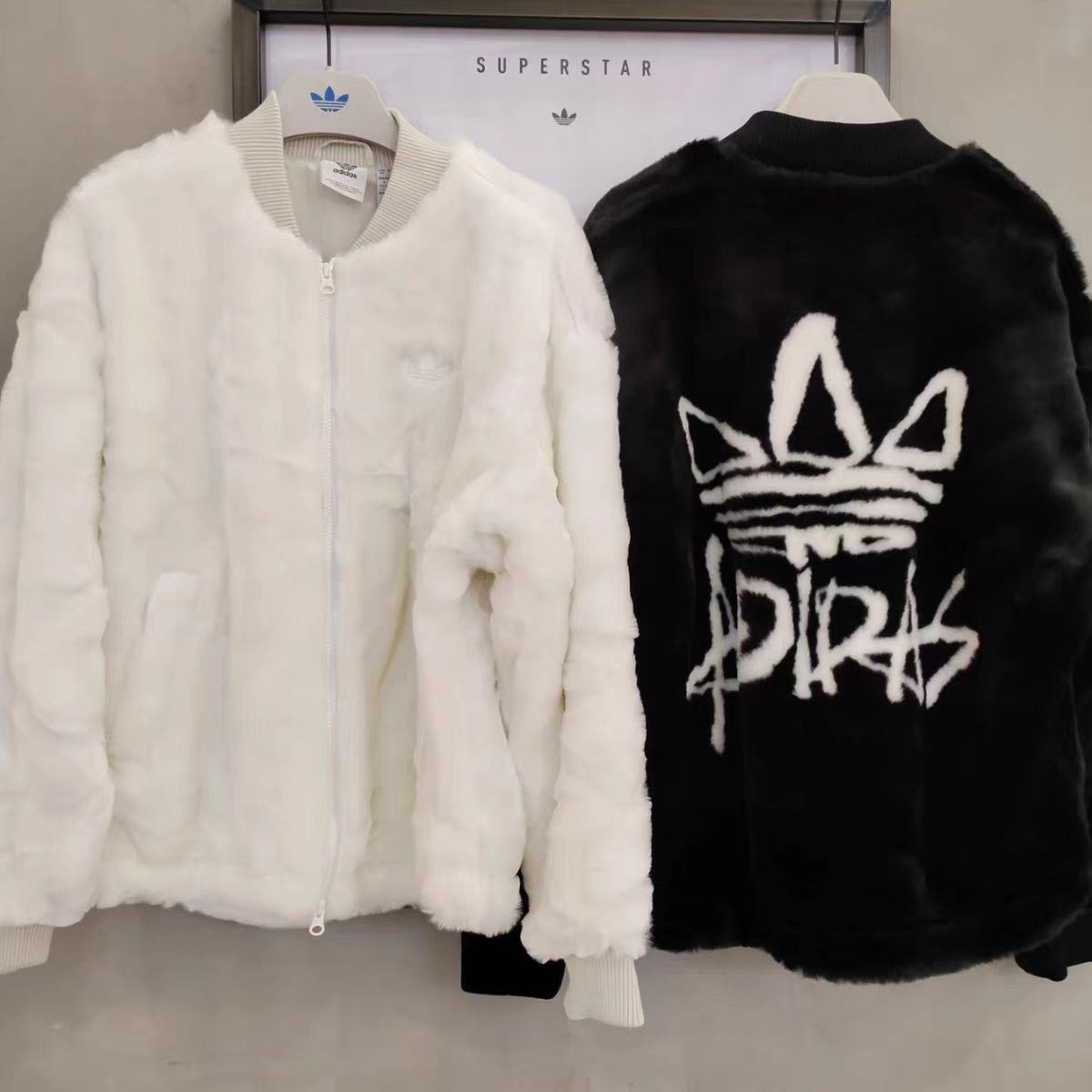 阿迪达斯三叶草毛绒运动外套