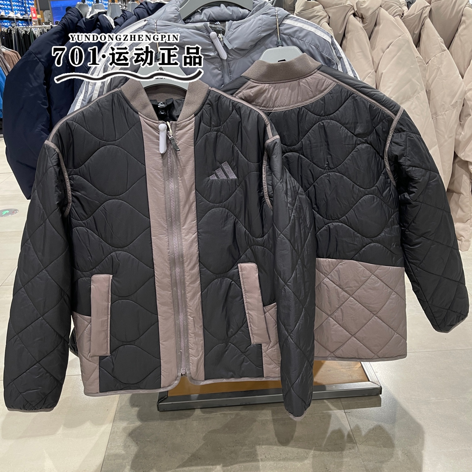 阿迪达斯新款男士保暖运动棉服