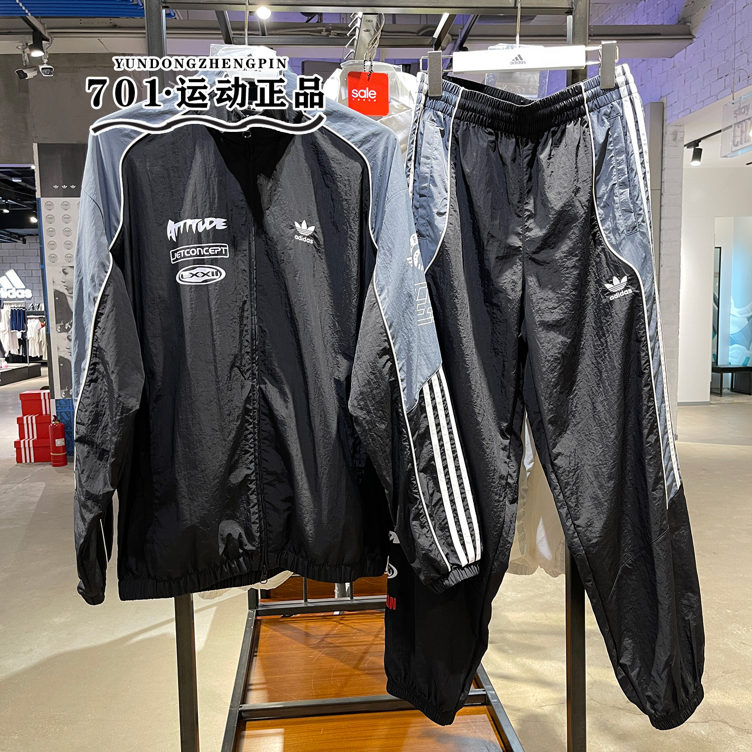 阿迪达斯三叶草男女运动套装