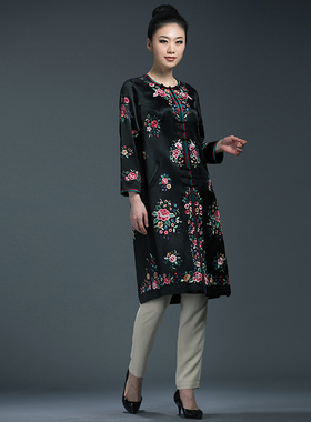 隆唐新款手工重工刺绣改良唐装日本缎盘扣园领中长款风衣外套M333