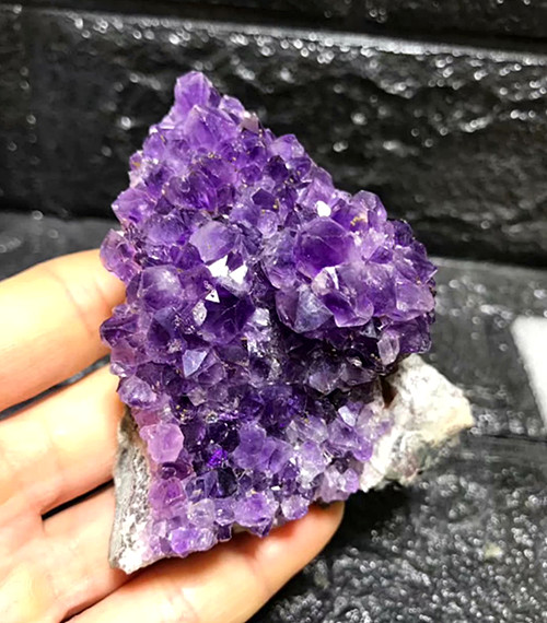 天然乌拉圭紫水晶簇洞片原石原矿消磁紫晶块原矿把玩小摆件A11