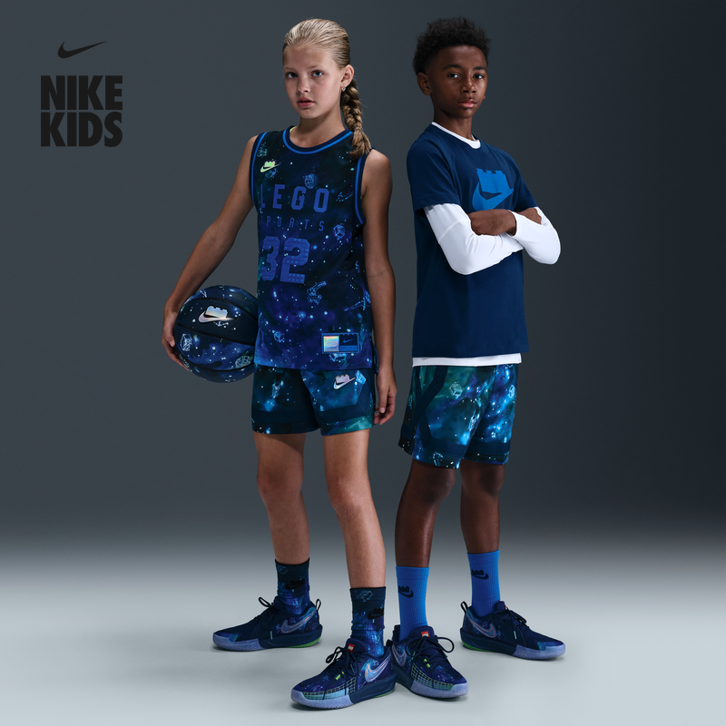 耐克乐高联名大童速干短裤新款男女童轻便针织NIKE X LEGO HV6736