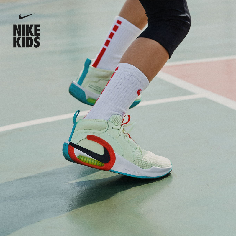 Nike耐克官方男女童ZOOM CROSSOVER 2大童篮球鞋夏透气网面HM8521