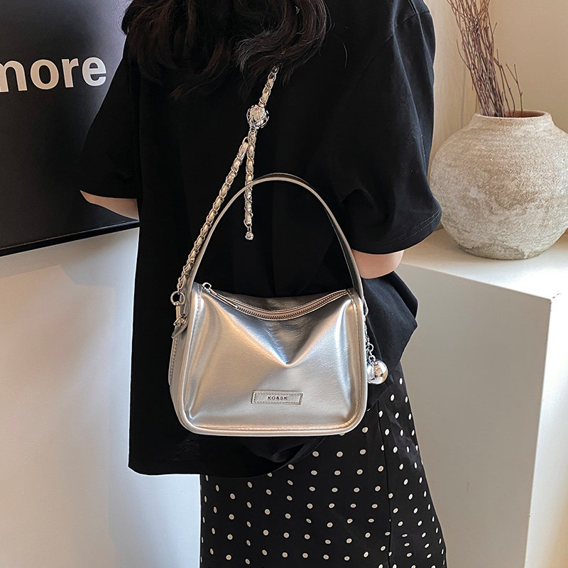 夏季网红手提包包女式2025新款时尚百搭单肩斜挎包小众设计链条包,箱包皮具/热销女包/男包,小方包,淘宝优惠券,粉丝福利购,淘宝优惠卷