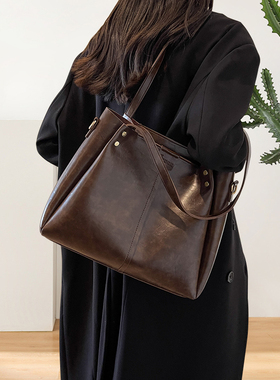 大容量腋下包包女士2026新款时尚秋季单肩斜挎包高级感通勤托特包