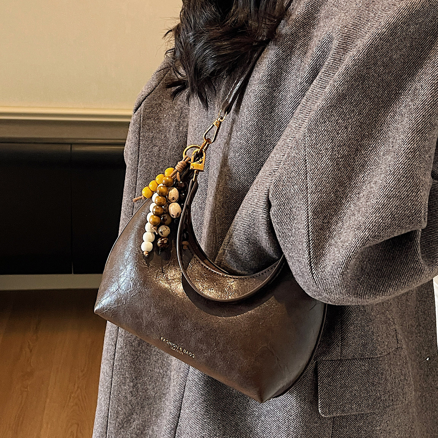 复古超火2025巨好看包包女时尚百搭单肩斜挎包高级感腋下包通勤包,箱包皮具/热销女包/男包,腋下包,淘宝优惠券,粉丝福利购,淘宝优惠卷